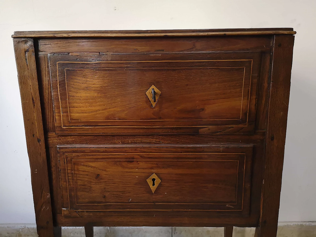 Louis XVI chestnut chest of drawers, 18th century 3