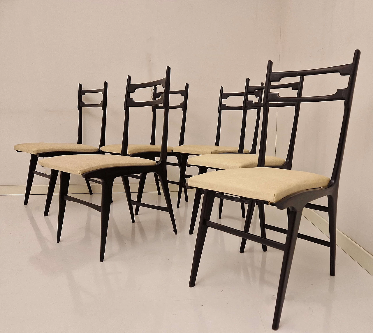 6 Chairs with ivory skai seat in the style of Ico Parisi, 1950s 6