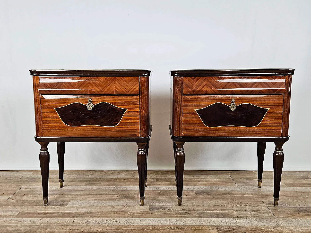 Pair of mahogany, maple and rosewood bedside tables with glass top and flap, 1960s 1