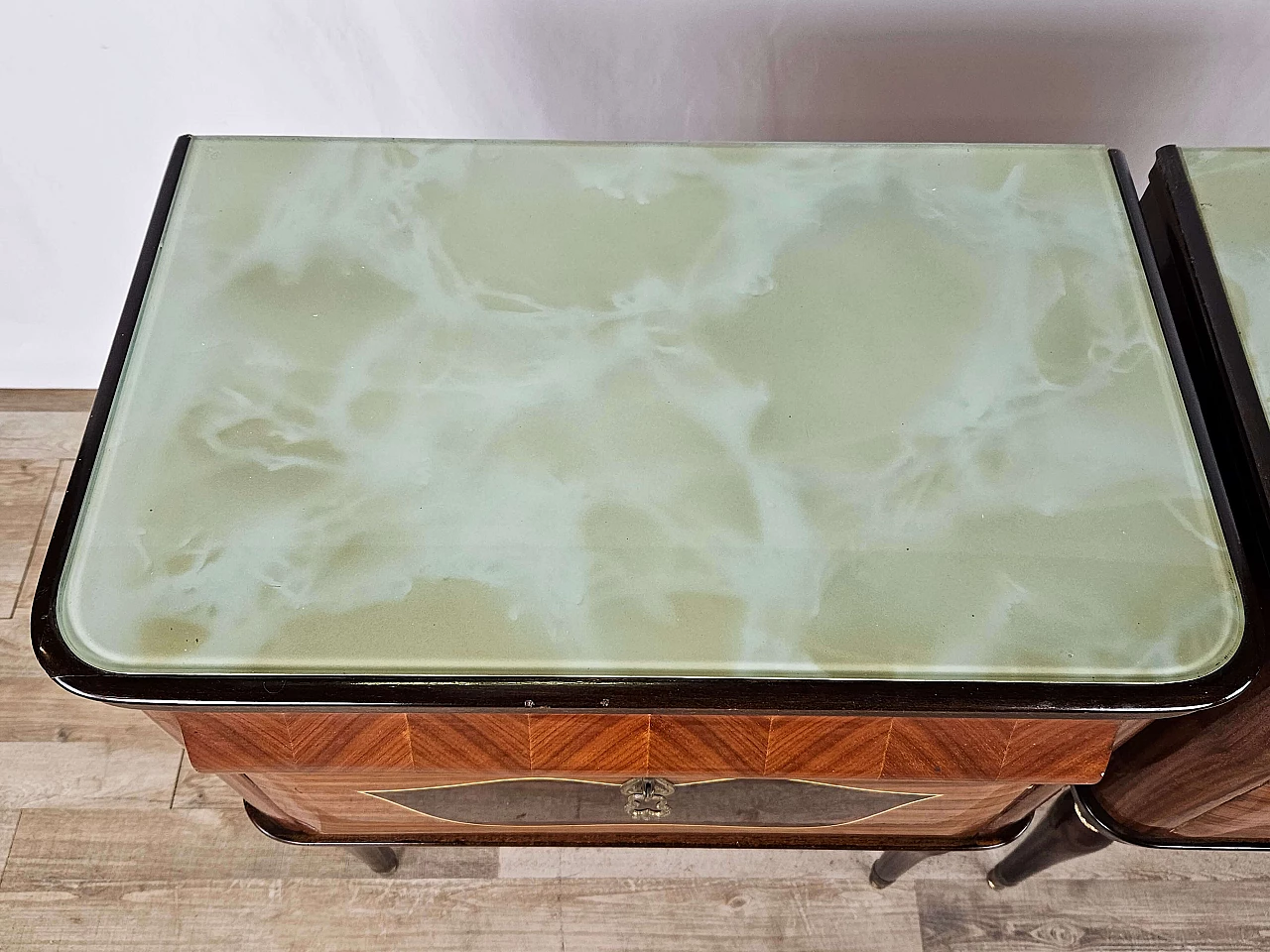 Pair of mahogany, maple and rosewood bedside tables with glass top and flap, 1960s 8