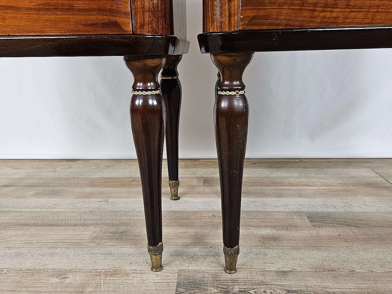 Pair of mahogany, maple and rosewood bedside tables with glass top and flap, 1960s 32