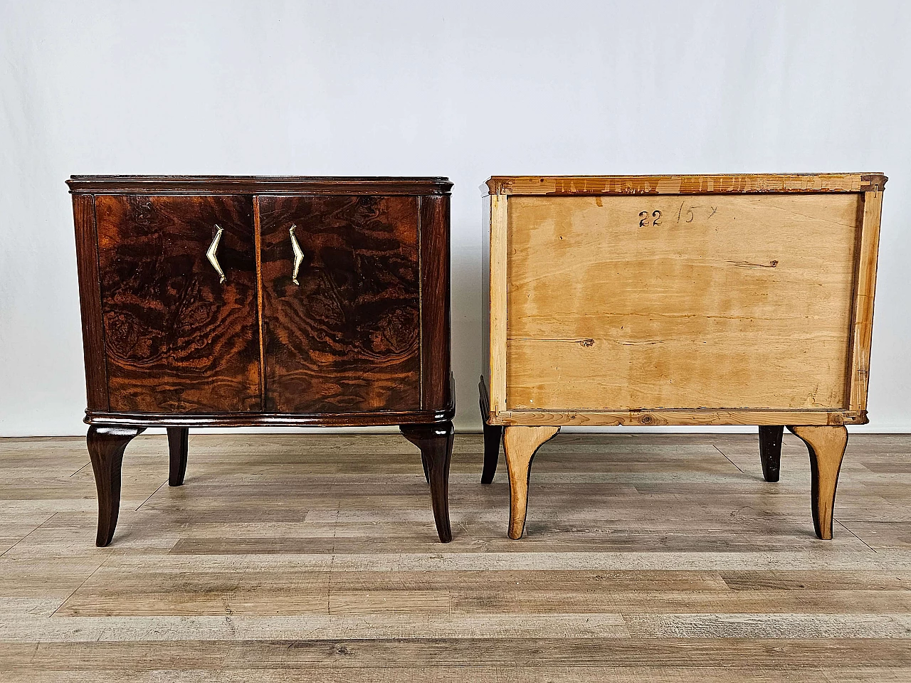 Pair of walnut bedside tables with brass handles and wavy legs, 1950s 4