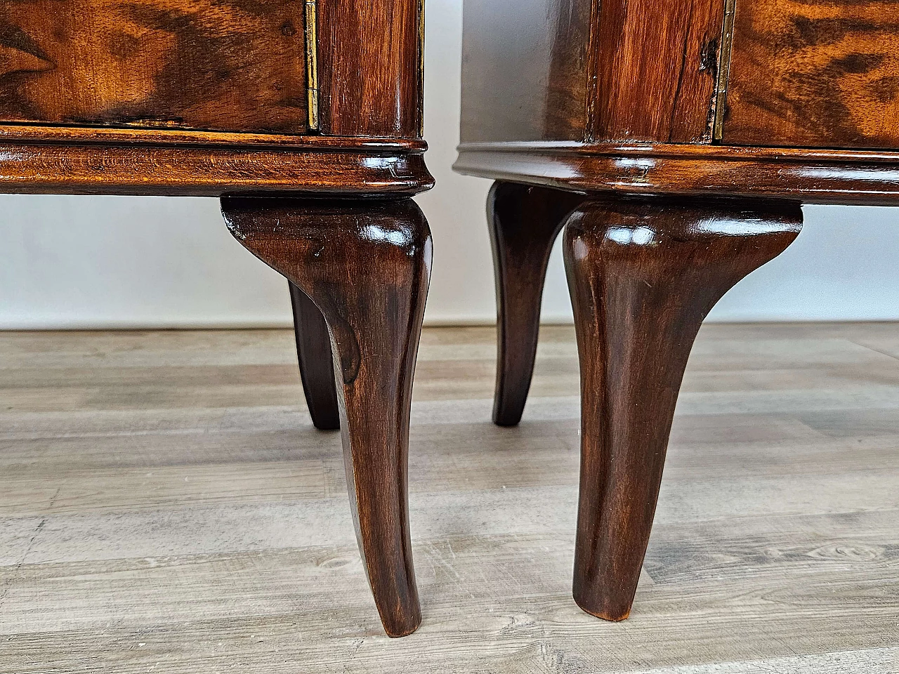 Pair of walnut bedside tables with brass handles and wavy legs, 1950s 21