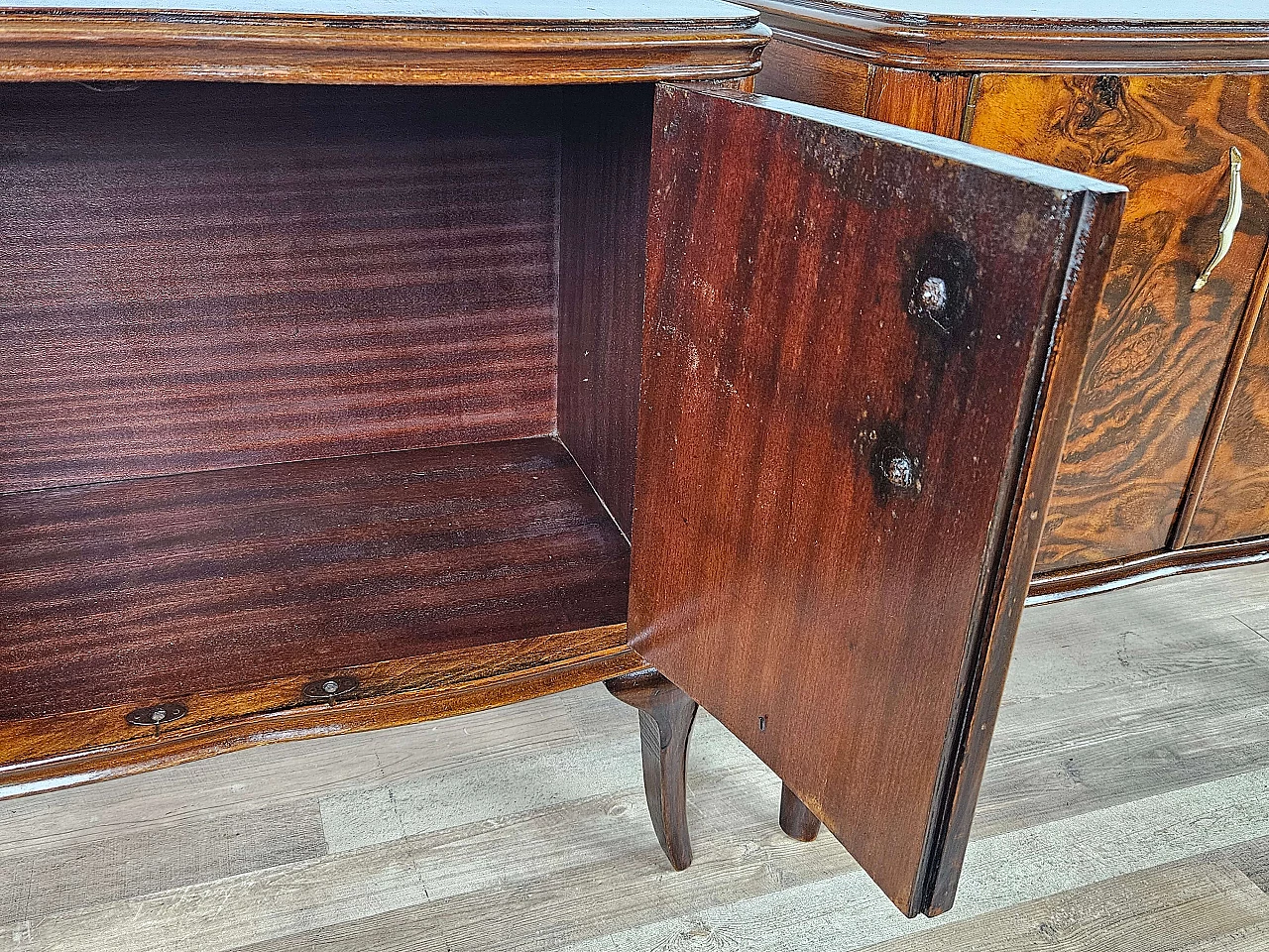 Pair of walnut bedside tables with brass handles and wavy legs, 1950s 30