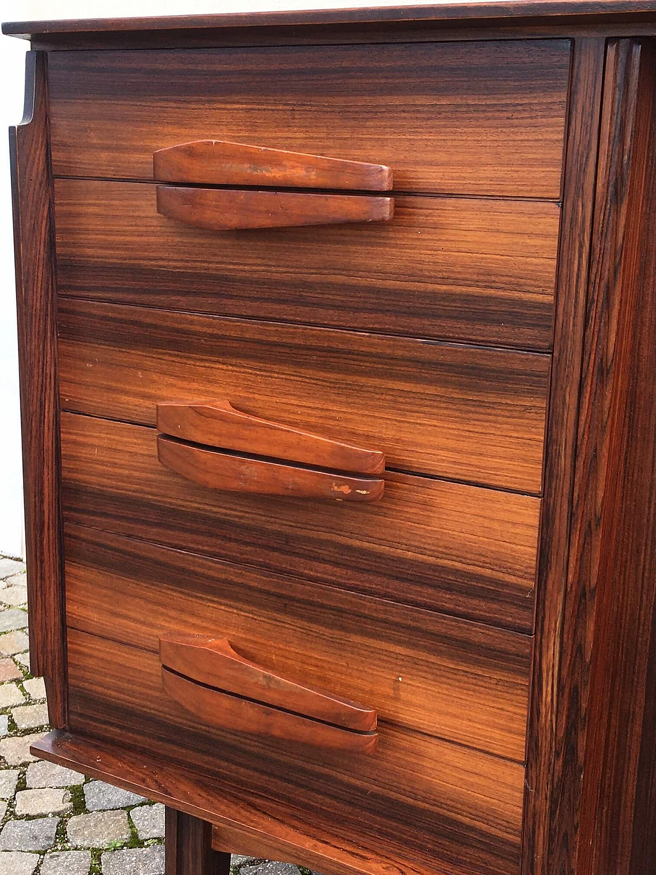 Credenza in palissandro in stile scandinavo con piattaia, anni '70 5