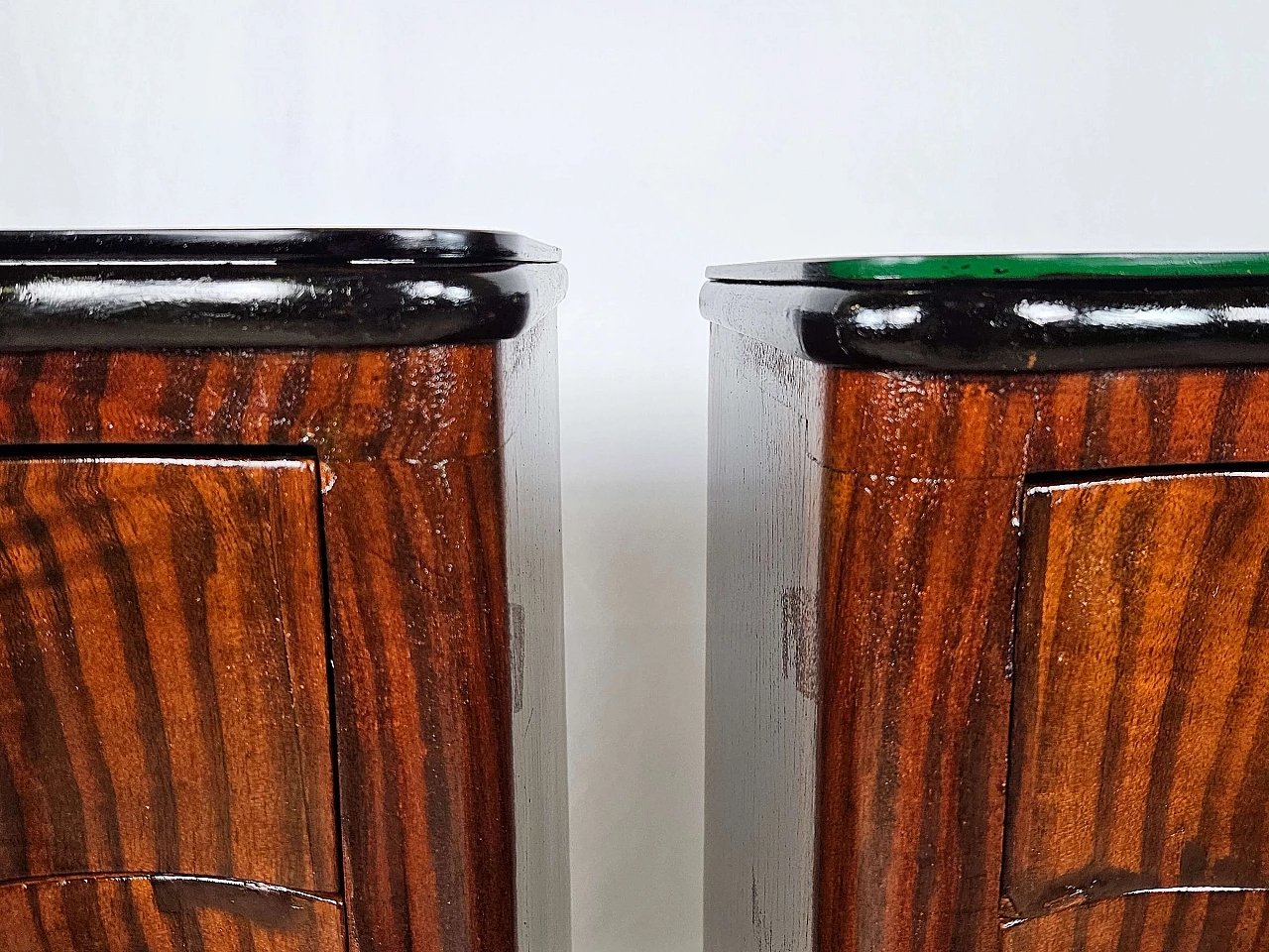 Pair of mahogany and ebony bedside tables with black glass top, 1950s 11