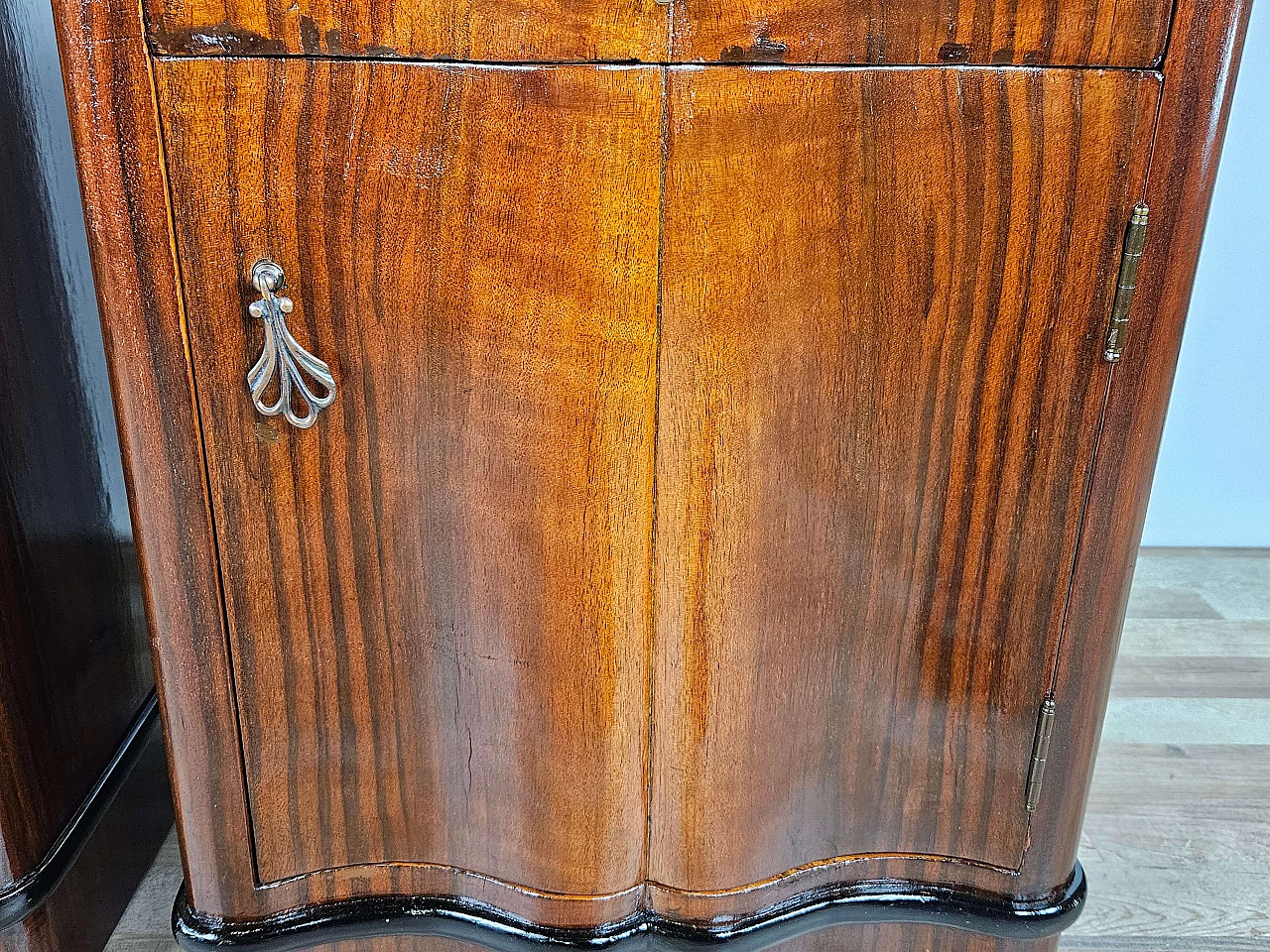 Pair of mahogany and ebony bedside tables with black glass top, 1950s 23