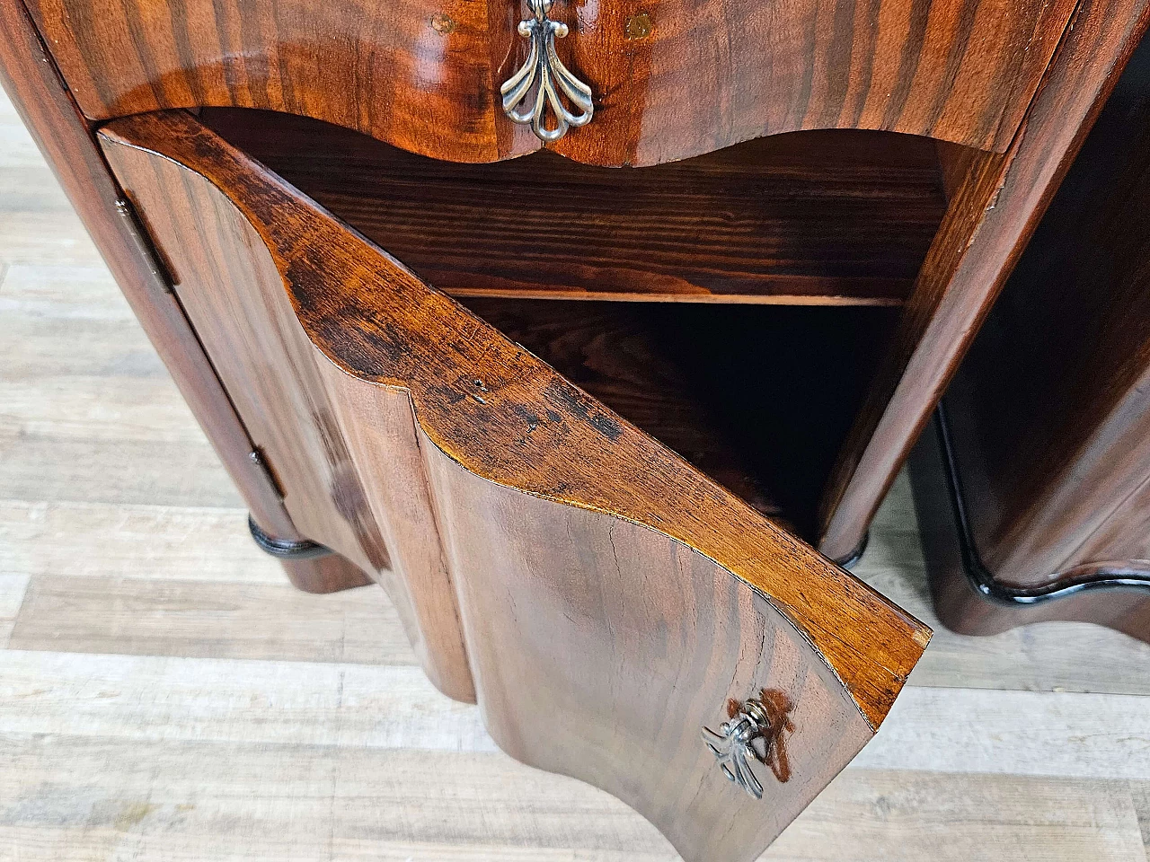 Pair of mahogany and ebony bedside tables with black glass top, 1950s 39