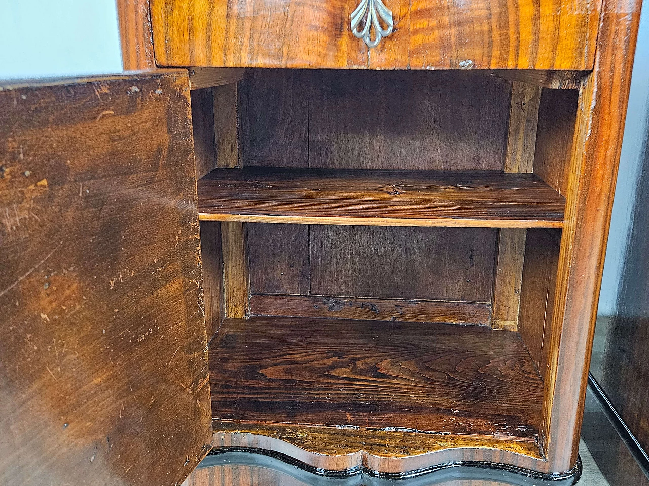 Pair of mahogany and ebony bedside tables with black glass top, 1950s 40