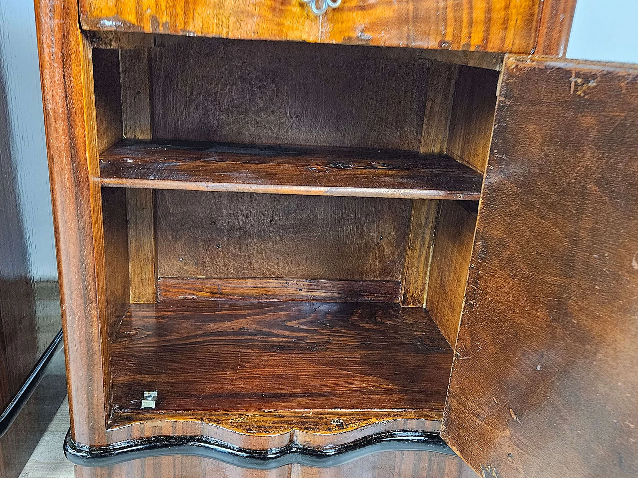 Pair of mahogany and ebony bedside tables with black glass top, 1950s 45