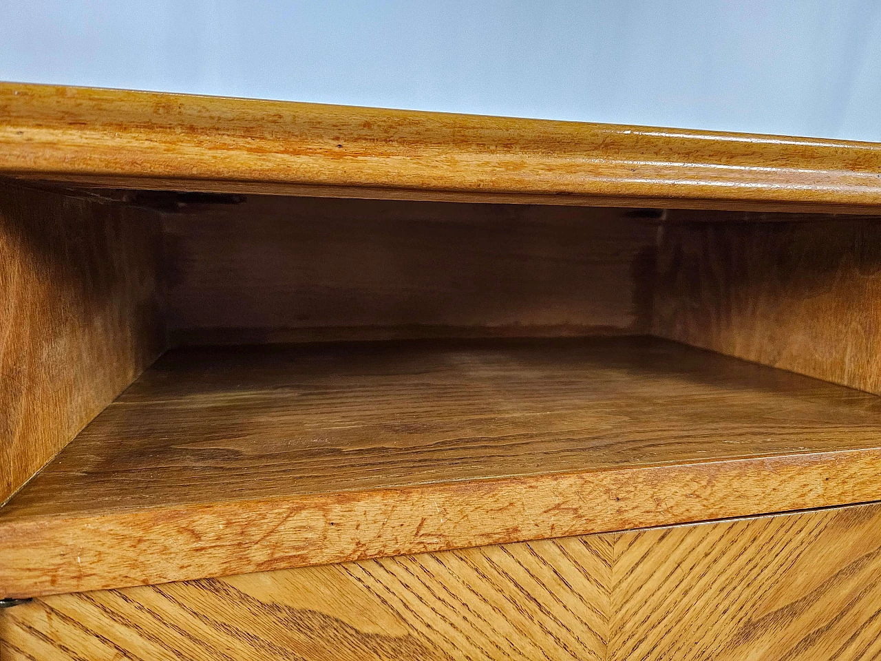 Single bedside table in blond walnut with flap and open space, 1950s 12