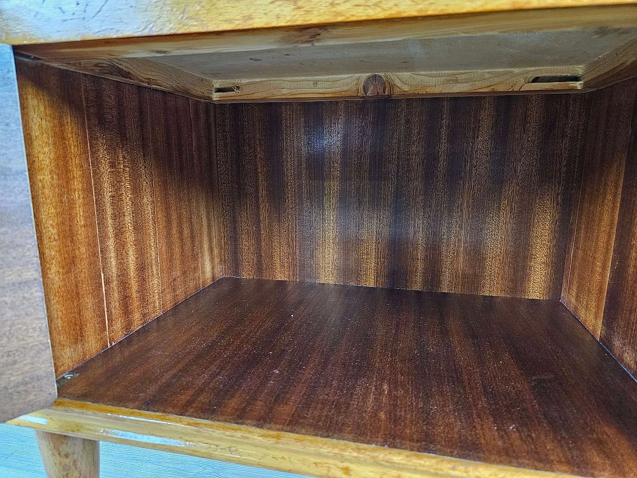 Single bedside table in blond walnut with flap and open space, 1950s 20