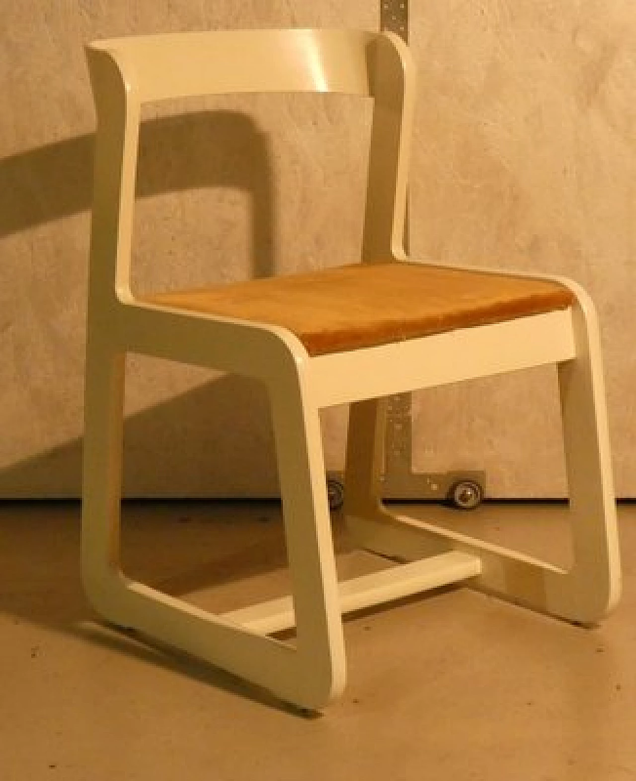 6 Chairs in white wood and mustard velvet by Mario Sabot, 1970s 19