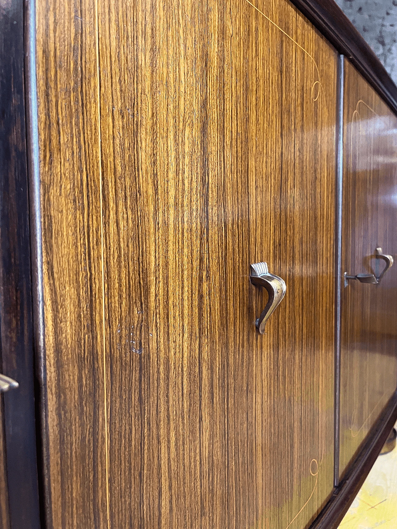 Mahogany, wood, brass and glass sideboard in the style of Paolo Buffa, 1950s 27