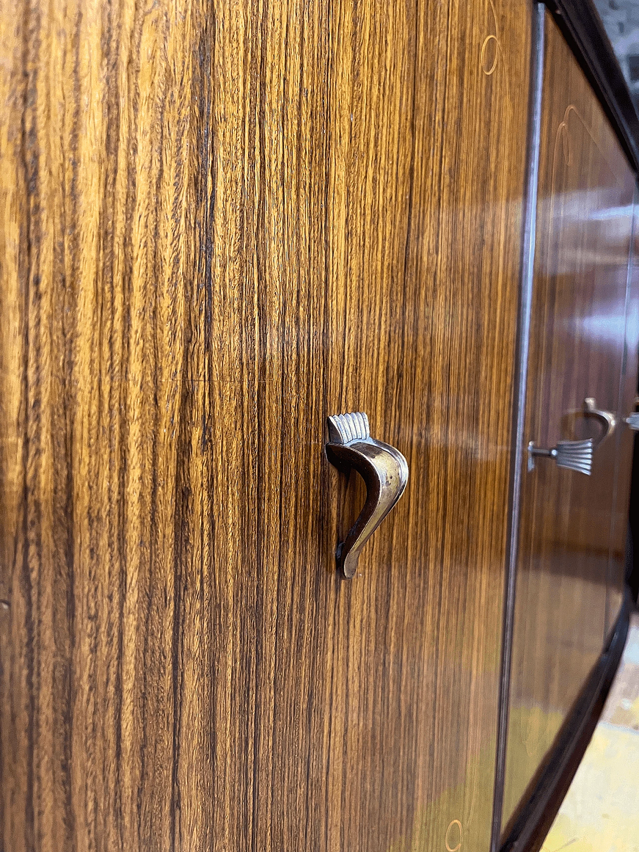 Mahogany, wood, brass and glass sideboard in the style of Paolo Buffa, 1950s 29