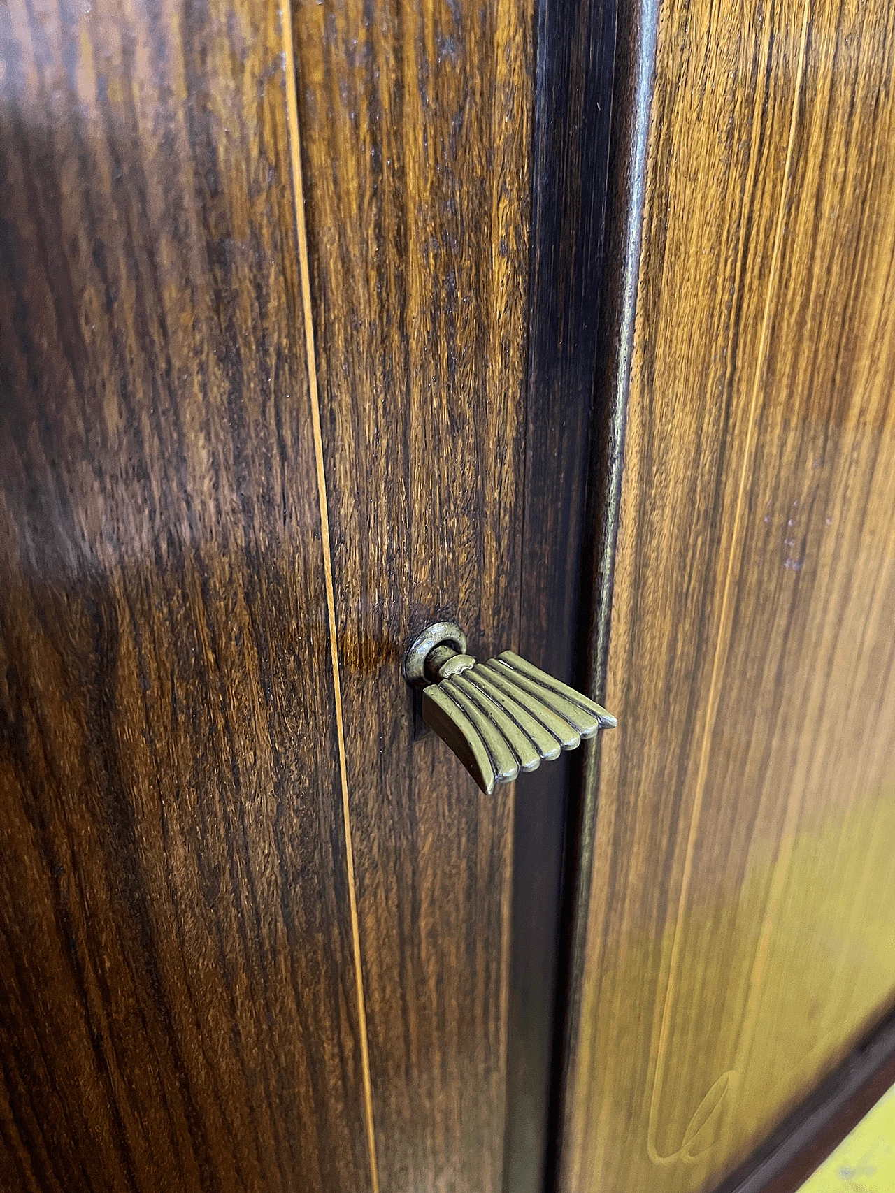 Mahogany, wood, brass and glass sideboard in the style of Paolo Buffa, 1950s 30