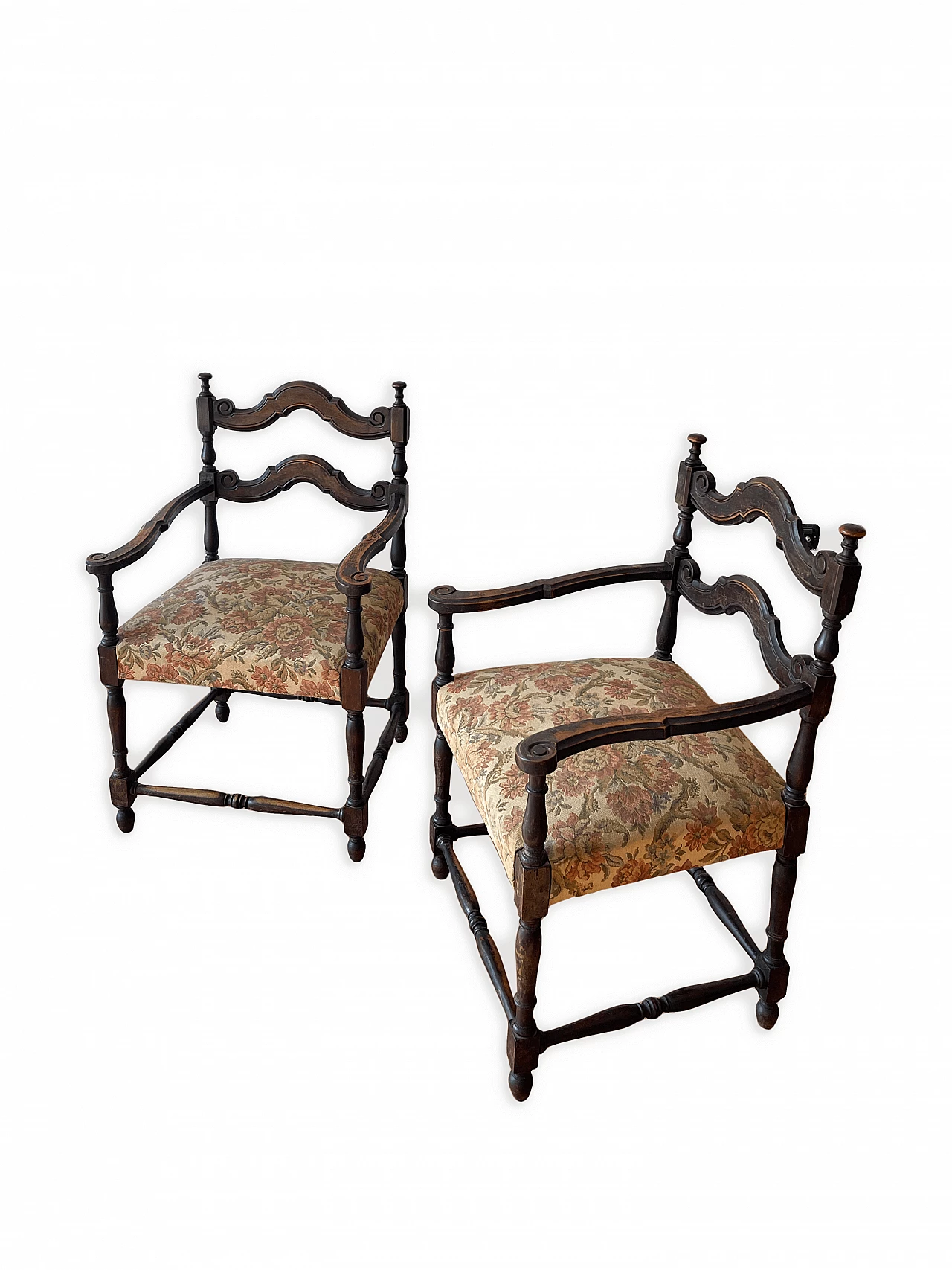 4 Armchairs in walnut and fabric, early 20th century 10