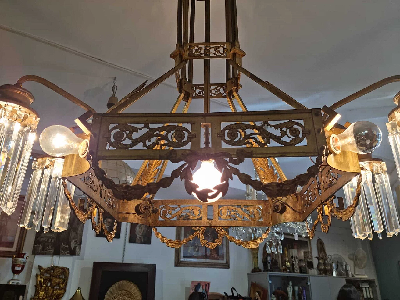 Art Nouveau gilded brass chandelier with pendants, 1920s 1