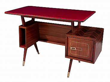 Vintage and Antique desks, intOndo