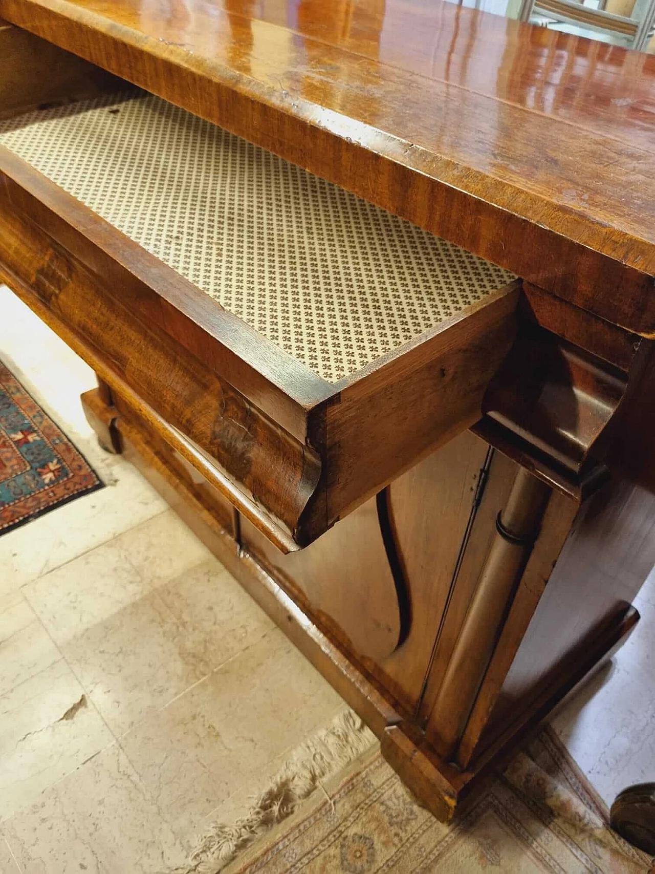 Mahogany feather sideboard, 1850 2