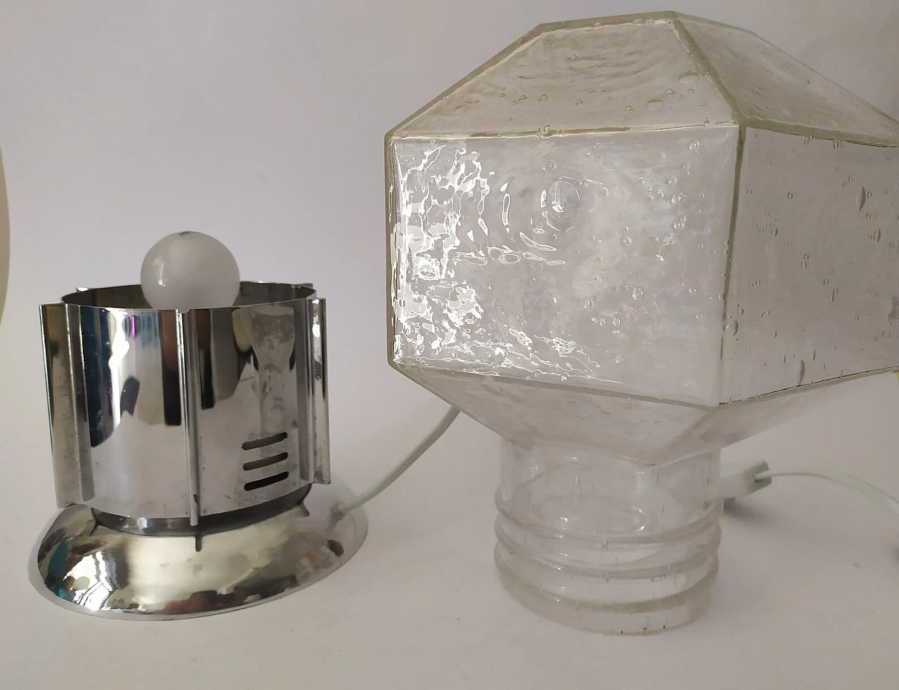 Cubic glass table lamp with chrome base by Gaetano Sciolari, 1970s 5