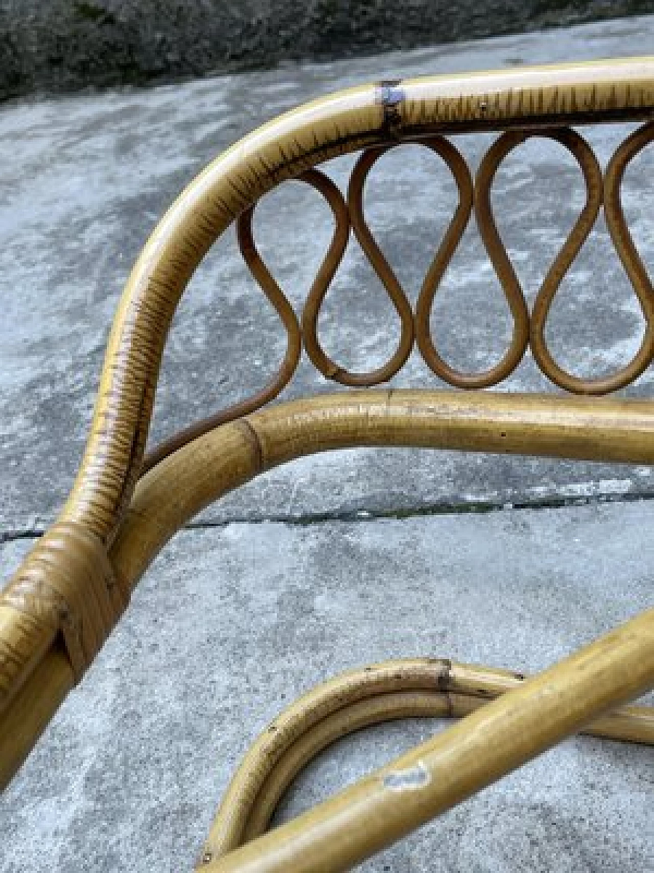 Pair of bamboo and wicker daybeds, 1960s 13