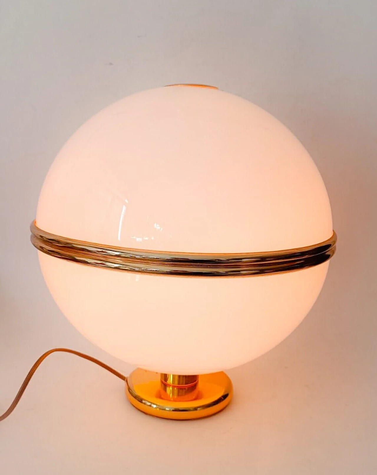 Spherical white and gilded plastic table lamp, 1970s 2