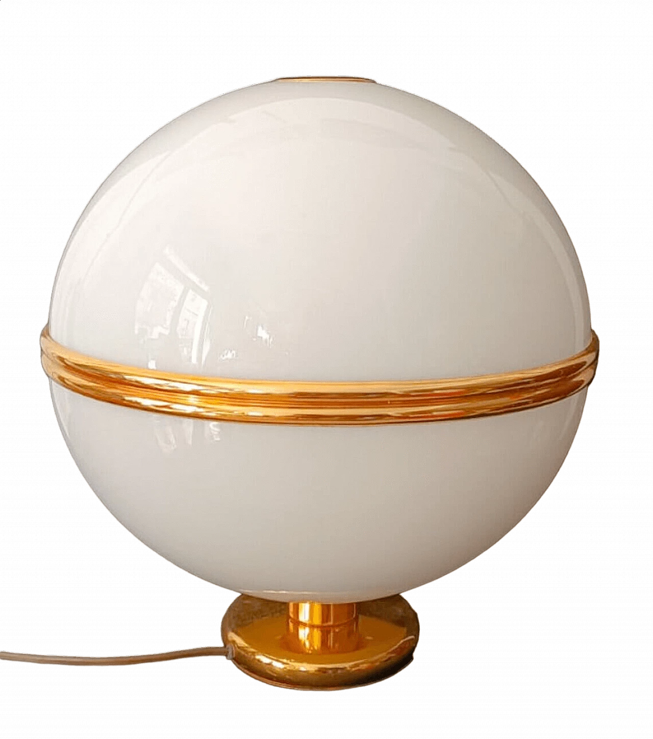 Spherical white and gilded plastic table lamp, 1970s 10