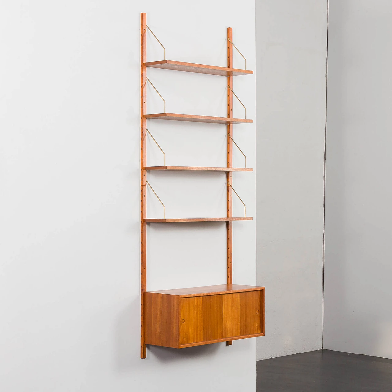 Hanging teak bookcase in the style of Poul Cadovius, 1970s 4