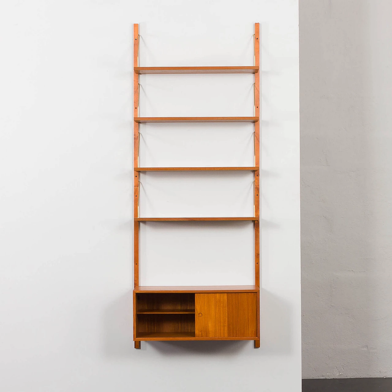 Hanging teak bookcase in the style of Poul Cadovius, 1970s 8