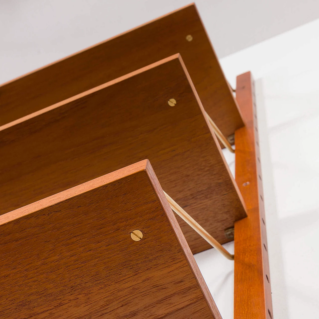 Hanging teak bookcase in the style of Poul Cadovius, 1970s 14