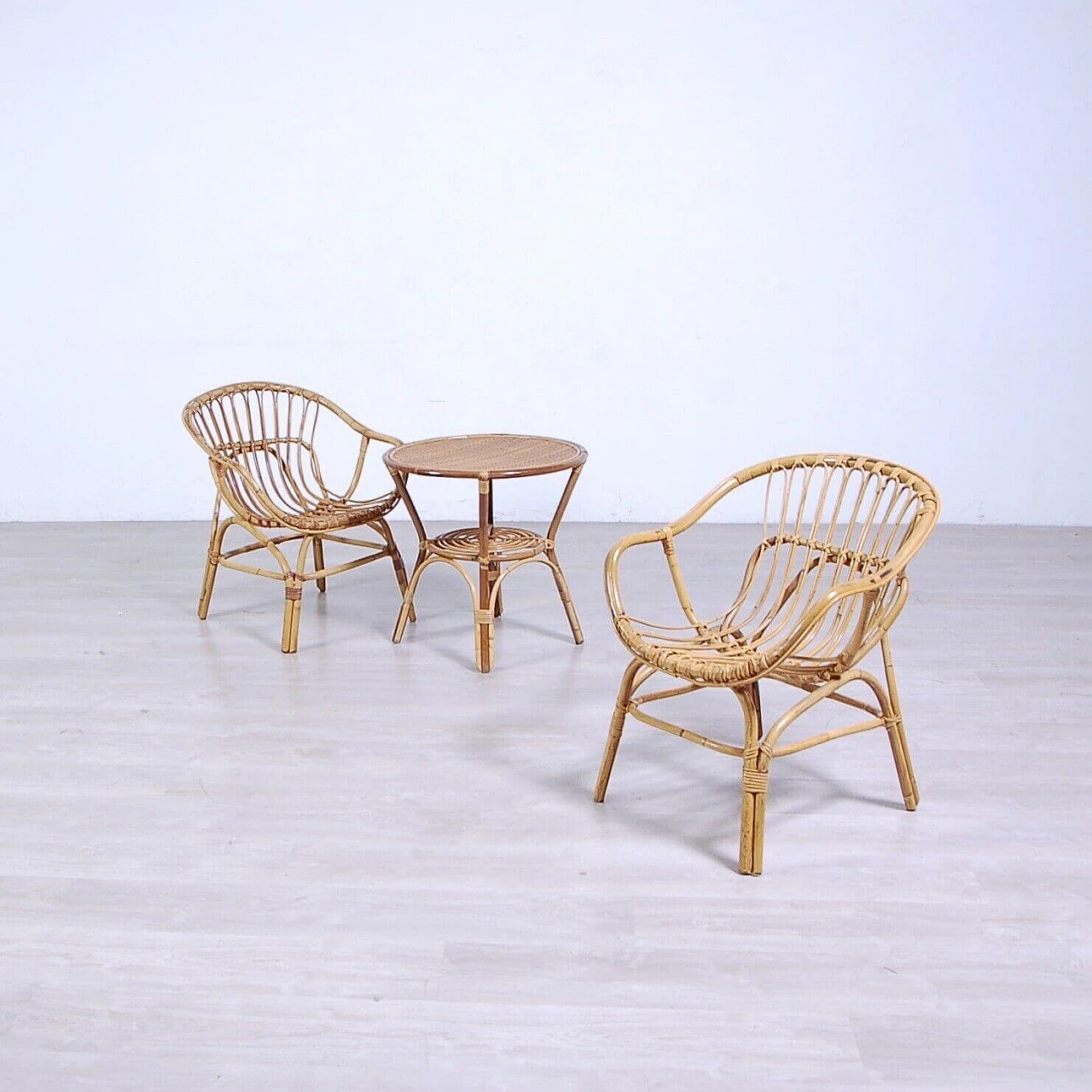 Pair of armchairs and small round table in bamboo and rattan, 1960s 2