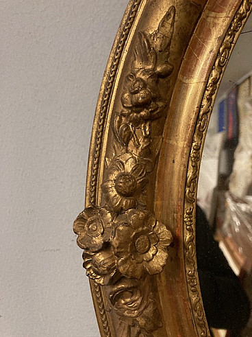 Specchio ovale al mercurio con cornice decorata in foglia oro, 1840