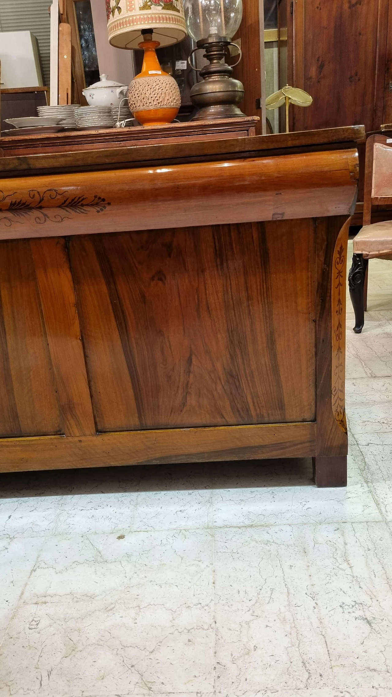 Credenza Carlo X in noce nazionale massello, inizio '800 9