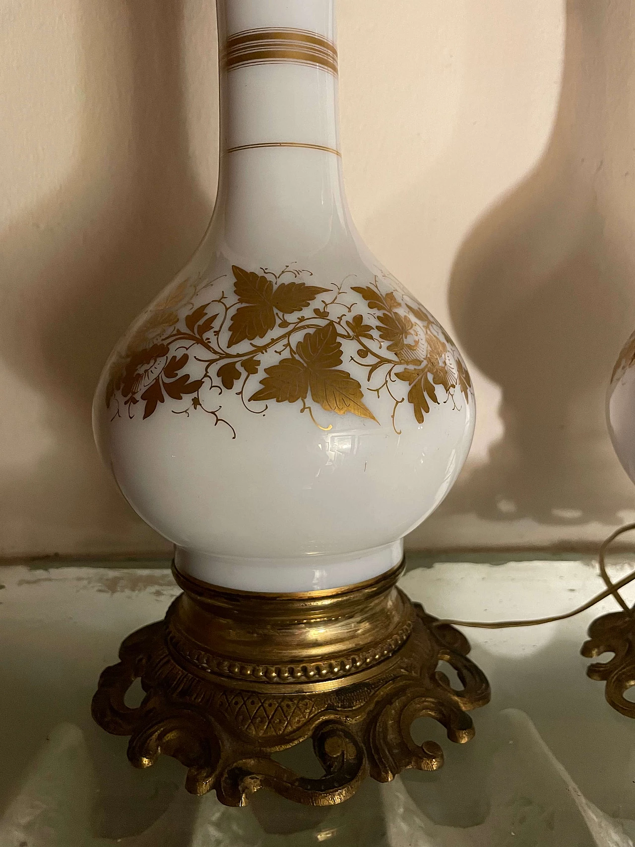 Pair of bronze and white ceramic table lamps, late 19th century 6