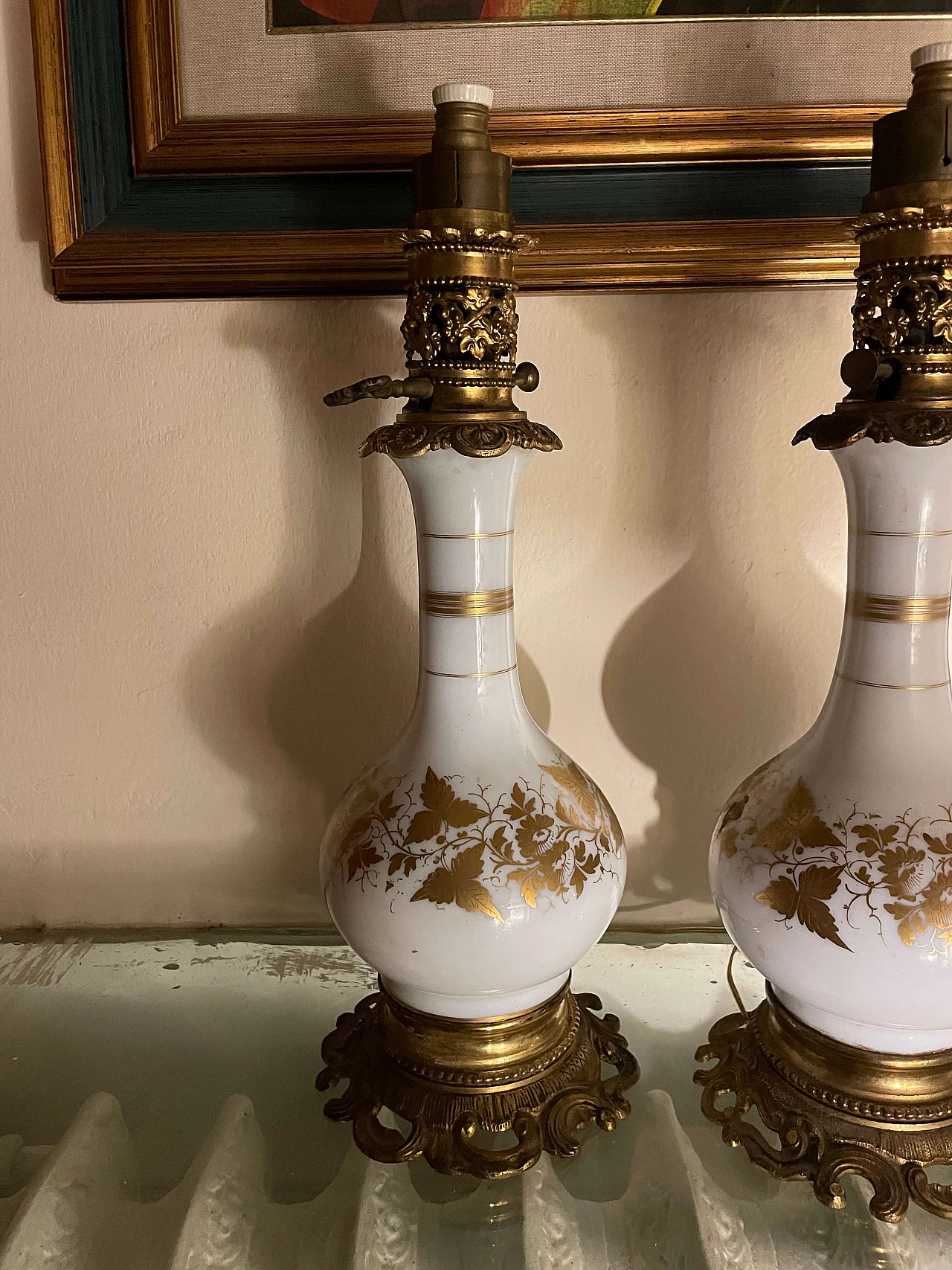 Pair of bronze and white ceramic table lamps, late 19th century 9