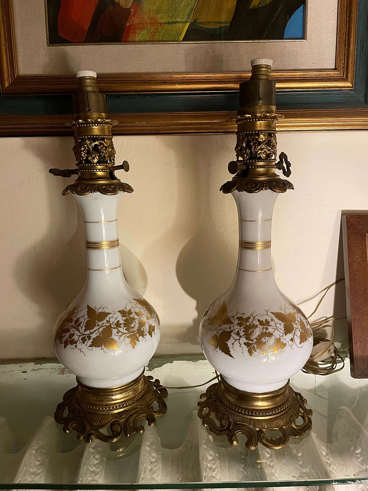 Pair of bronze and white ceramic table lamps, late 19th century 10