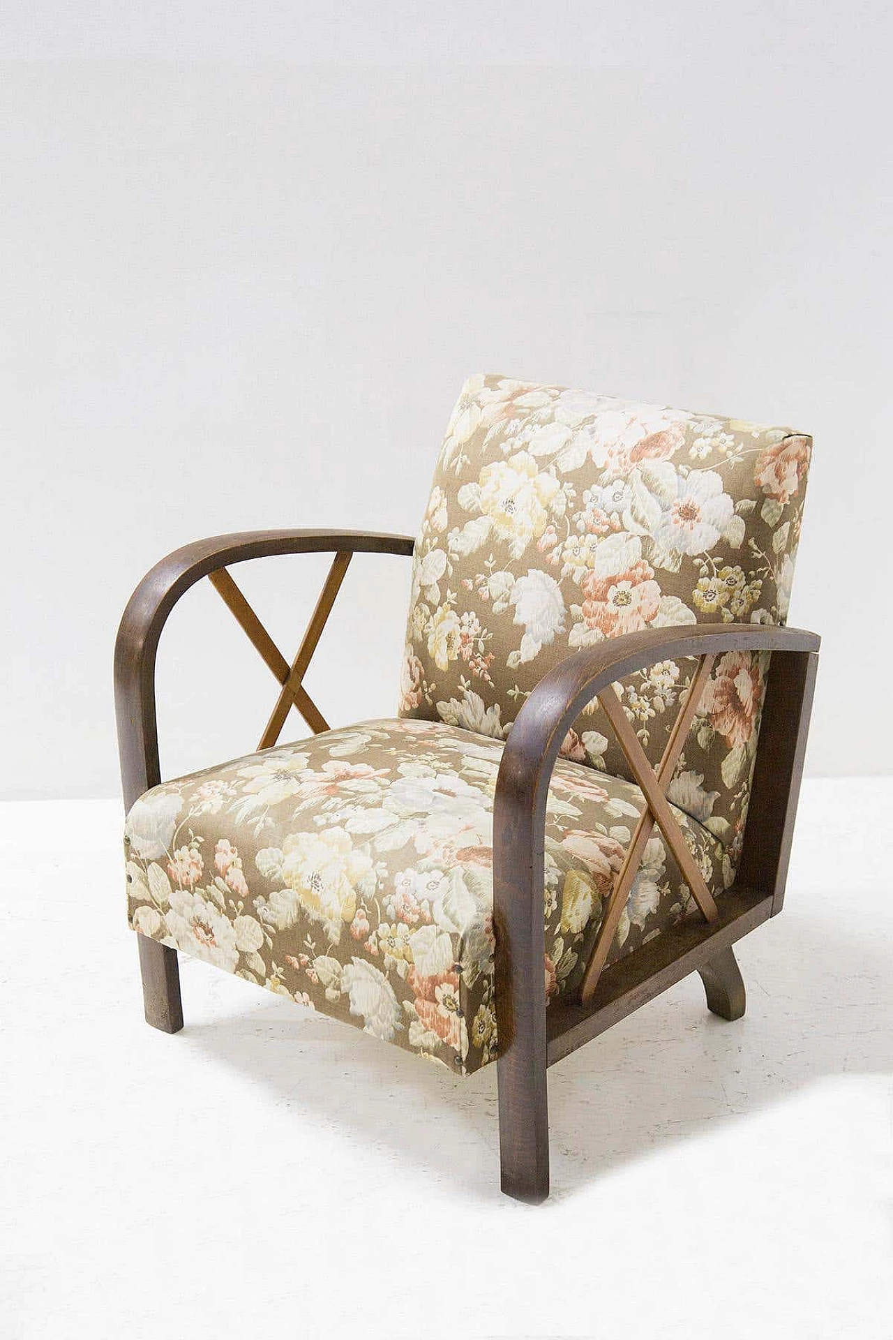 Pair of floral patterned armchairs attributed to Paolo Buffa, 1950s 3