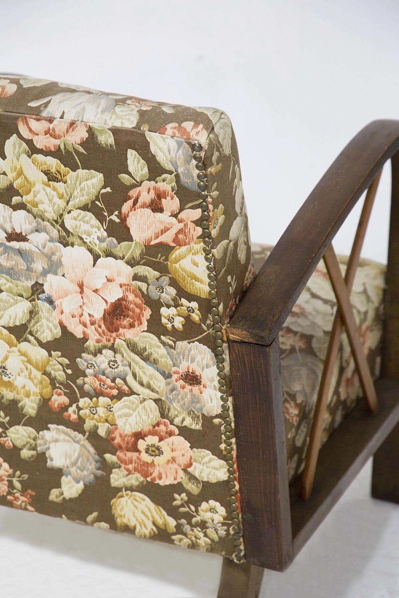 Pair of floral patterned armchairs attributed to Paolo Buffa, 1950s 9