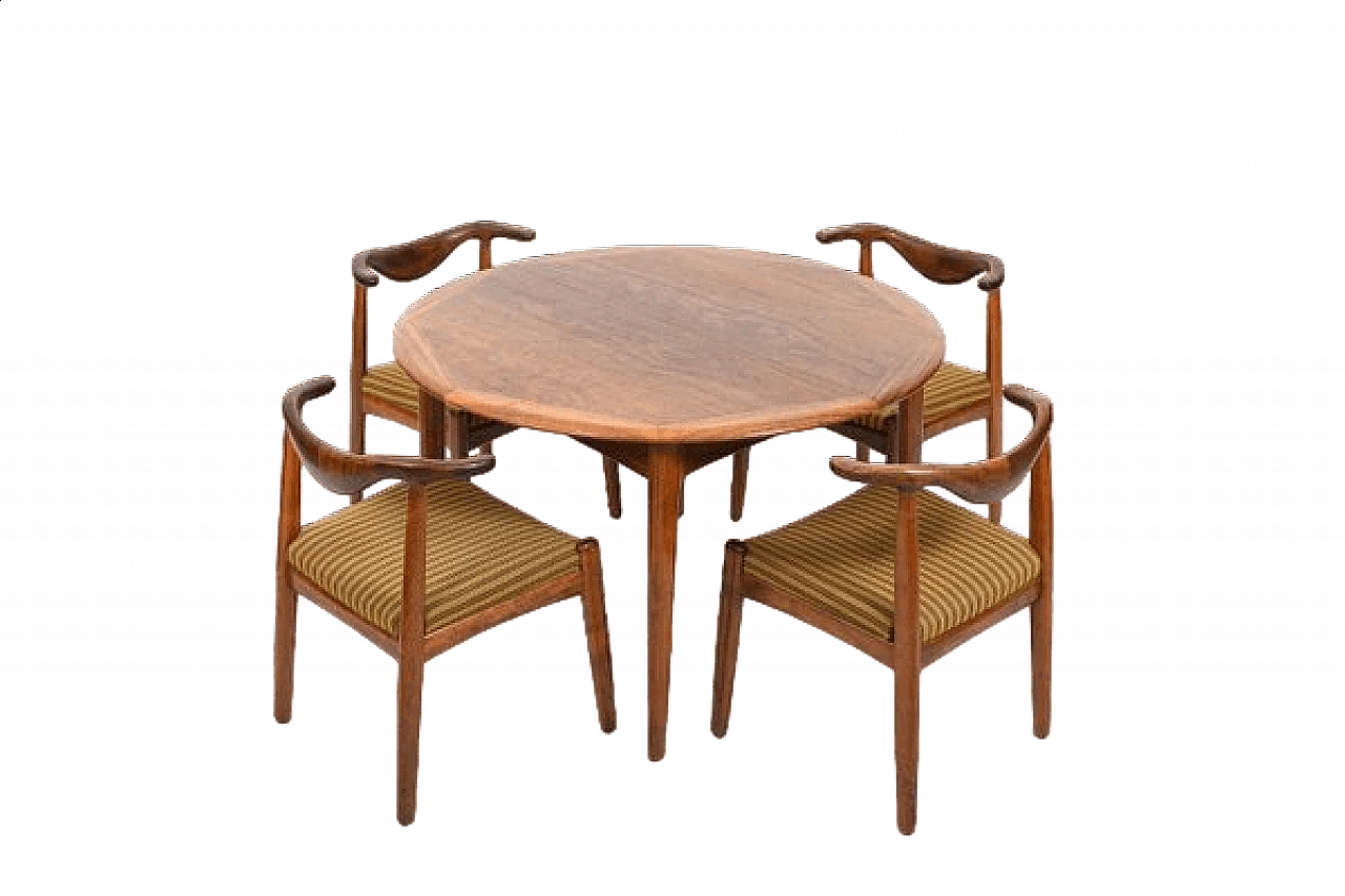 6 Cow-horn chairs and extending table by Svend Aage Madsen for K.Knudsen, 1960s 18