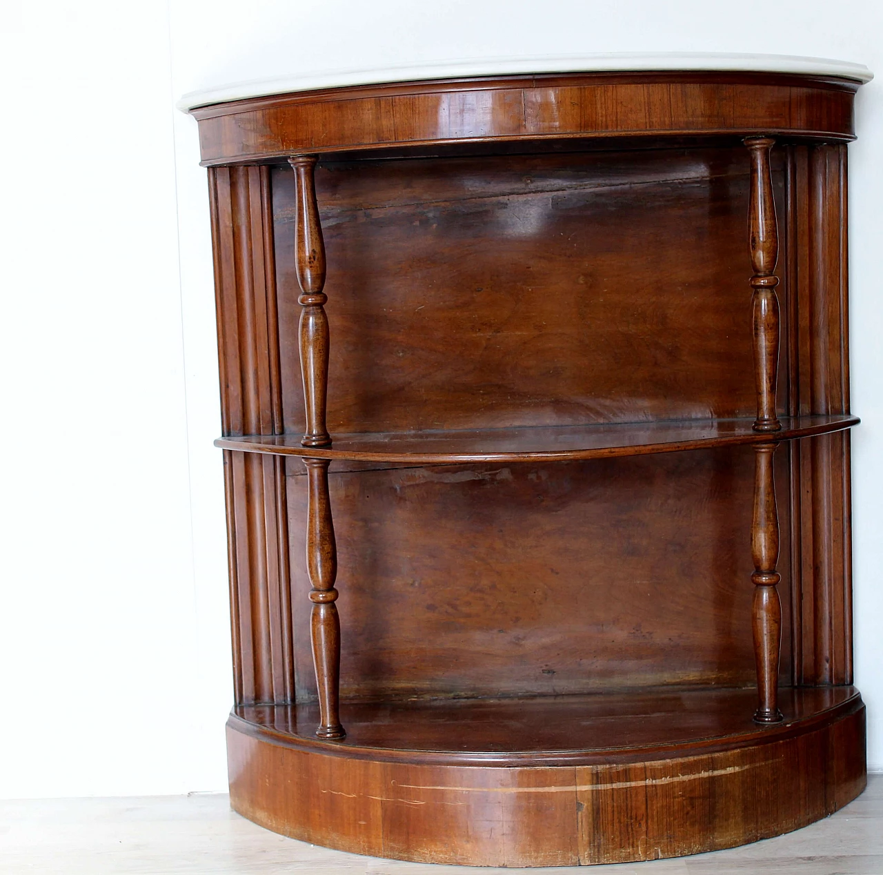 Pair of mahogany consoles with marble top, early 20th century 3