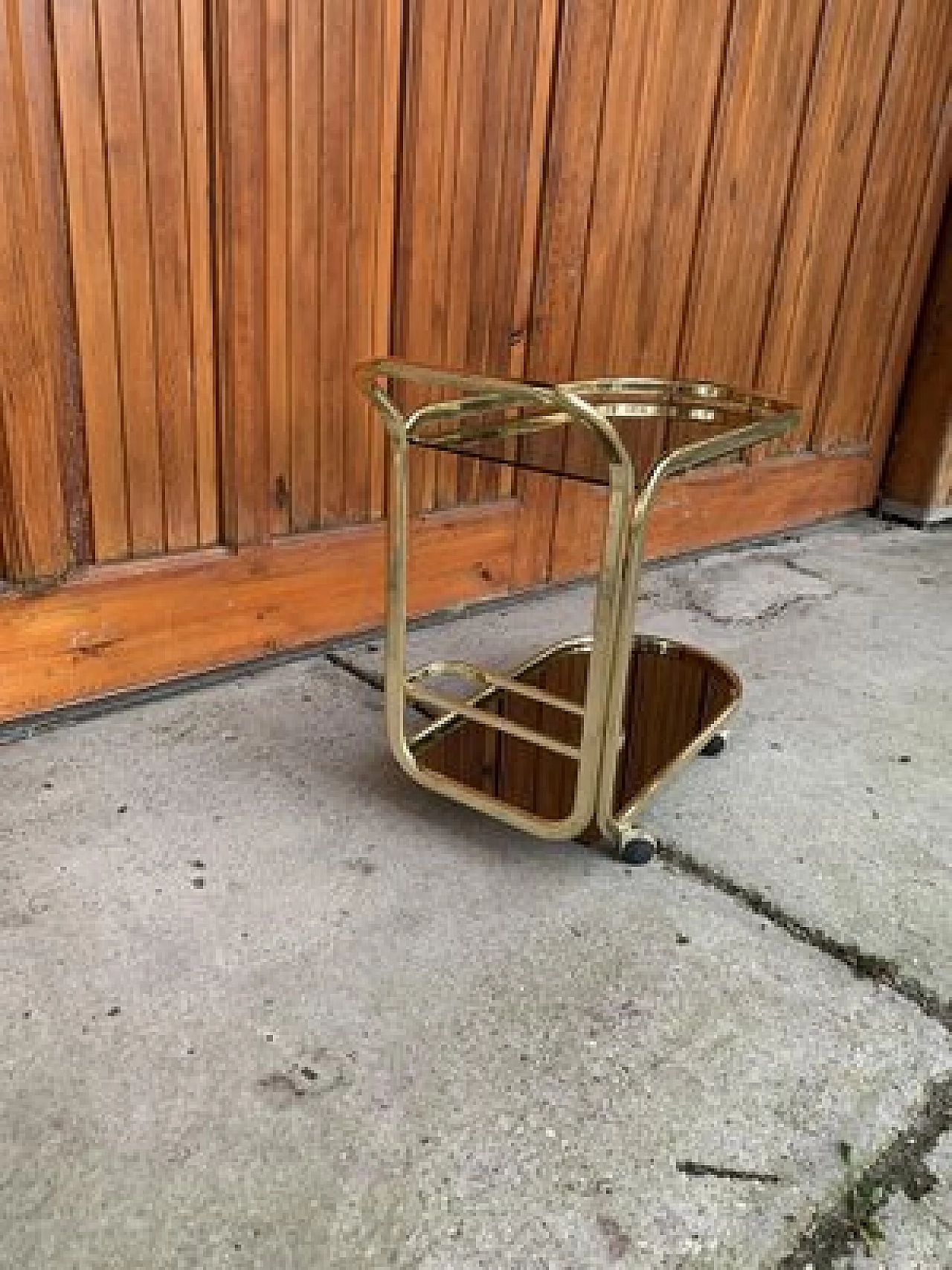 Brass cart with glass shelves, 1960s 3