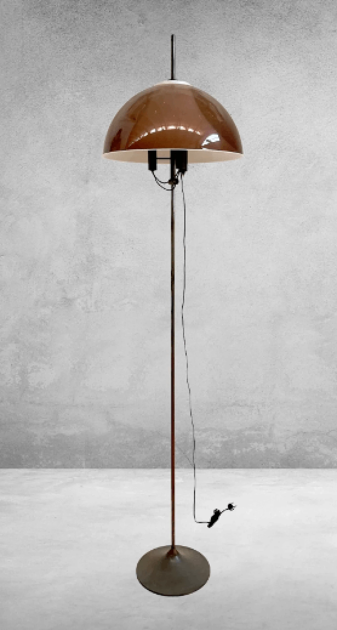 Plexiglass and metal floor lamp by Stilux, 1970s 1