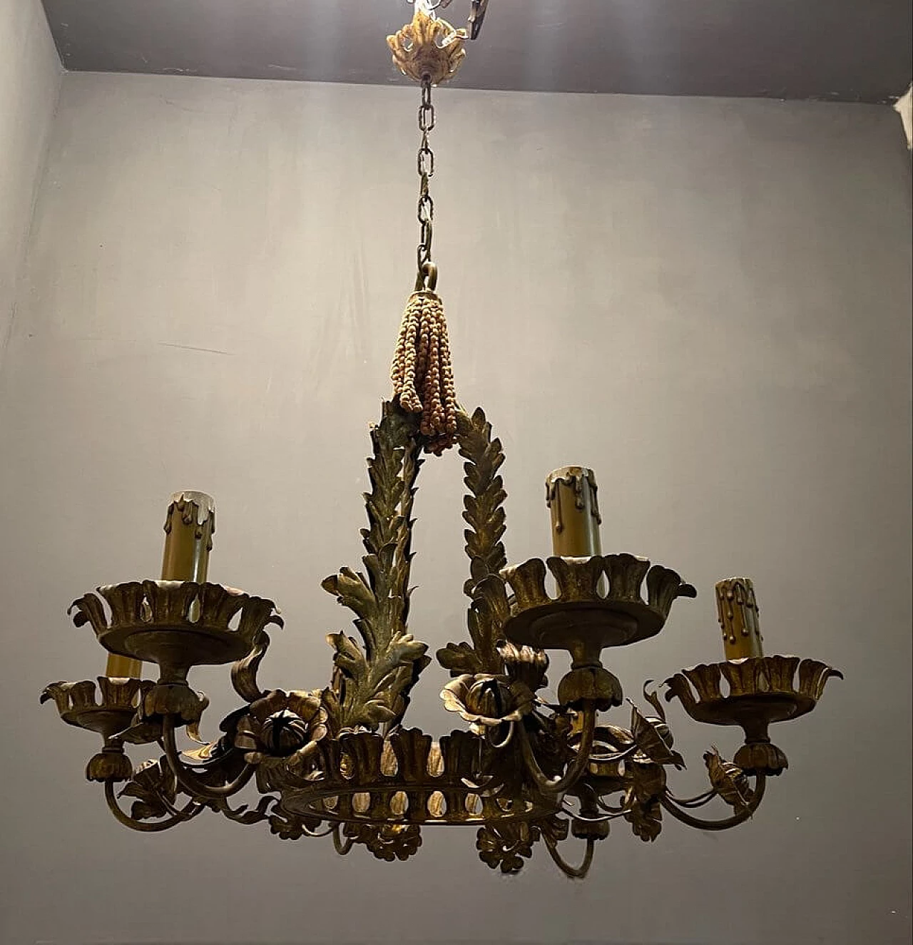 Tole flower chandelier, 1940s 10