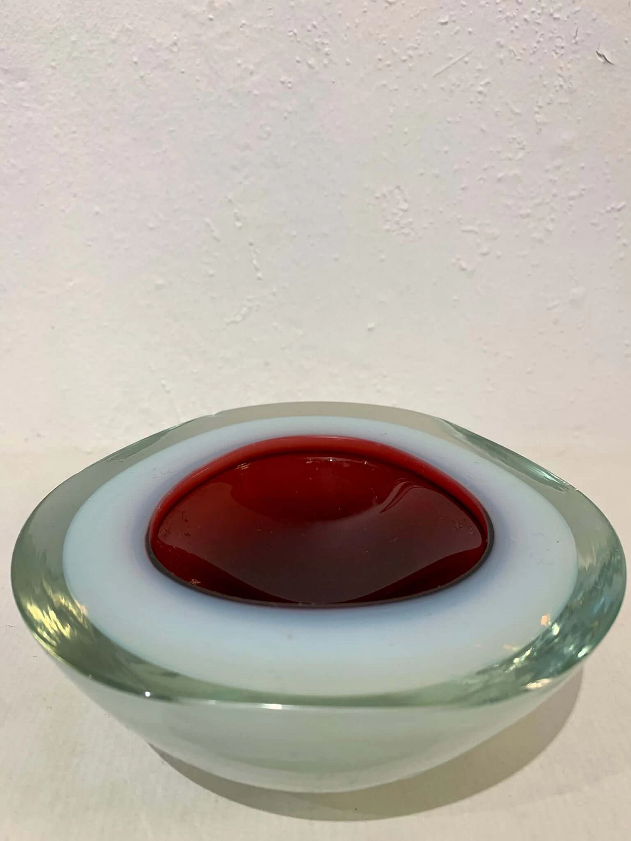 Murano glass ashtray in the shape of a bevelled triangle, 1970s 3