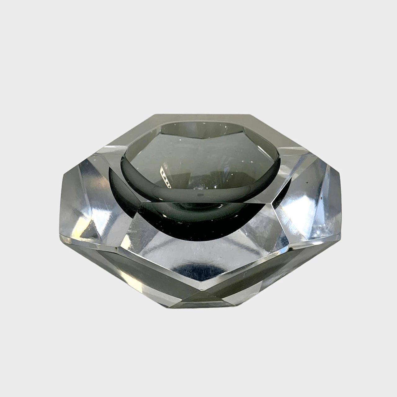 Diamond-shaped ashtray in grey Murano glass, 1970s 1