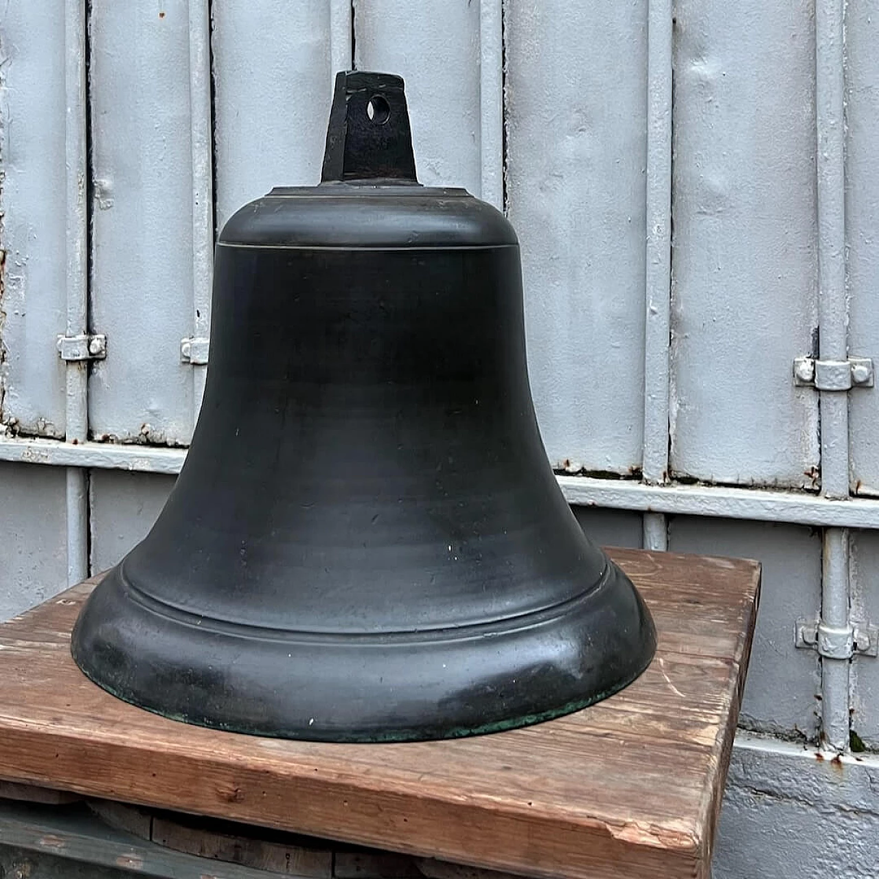 Tuscan bronze bell, 19th century 6