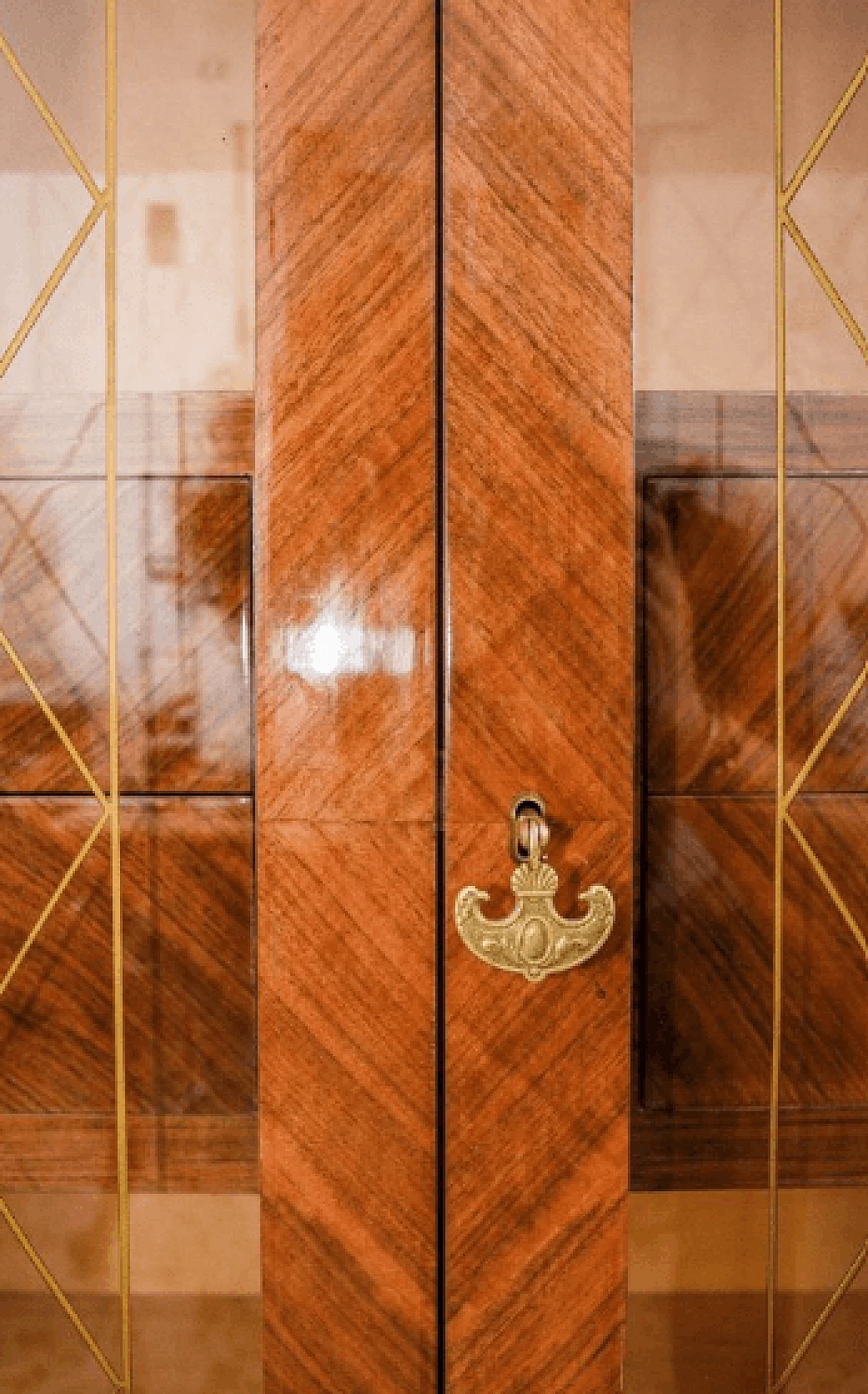 Study bookcase in rhombus inlaid wood in the style of Paolo Buffa, 1950s 5