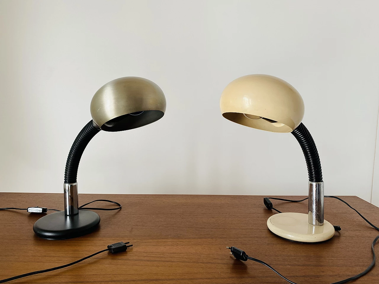 Pair of table lamps with flexible structure for Gammalux Italia, 1970s 1