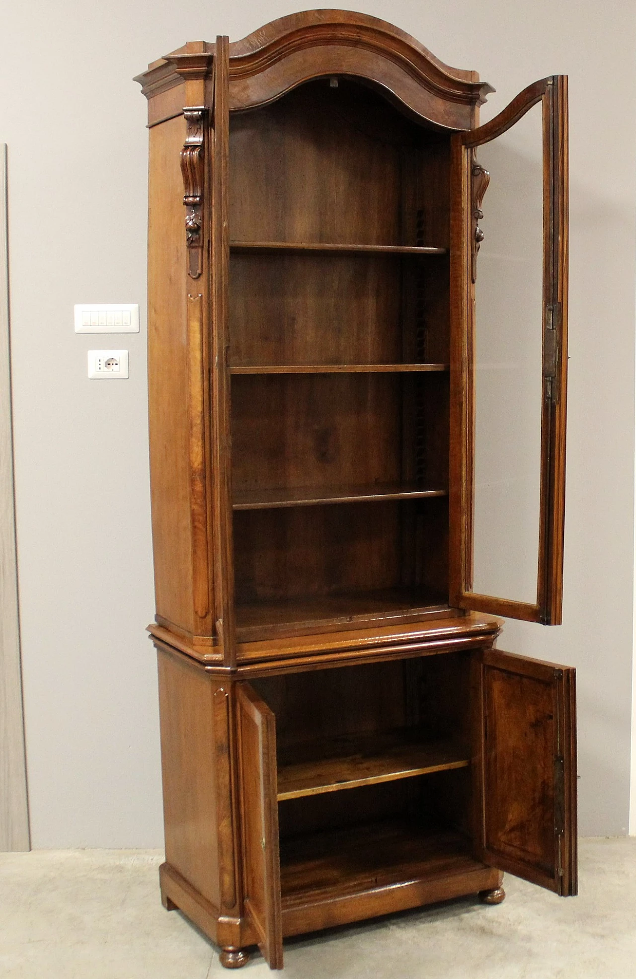 Louis Philippe walnut sideboard with showcase and pull-out writing desk, 19th century 9